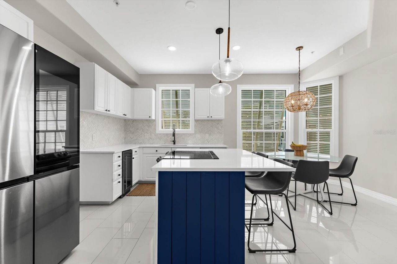 3941 Hamilton Club Circle, Unit 9, Sarasota, FL 34242 Photo