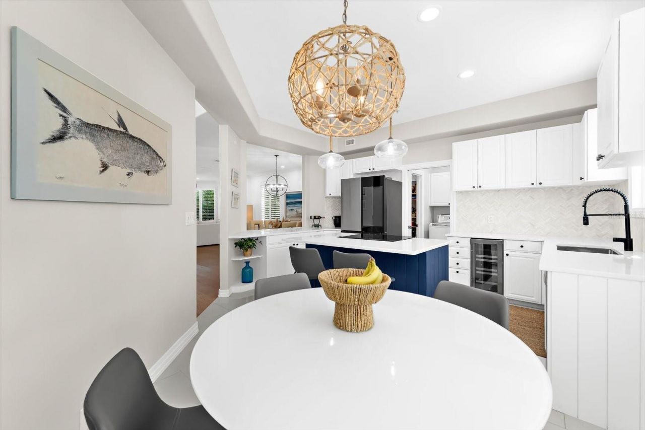 3941 Hamilton Club Circle, Unit 9, Sarasota, FL 34242 Photo