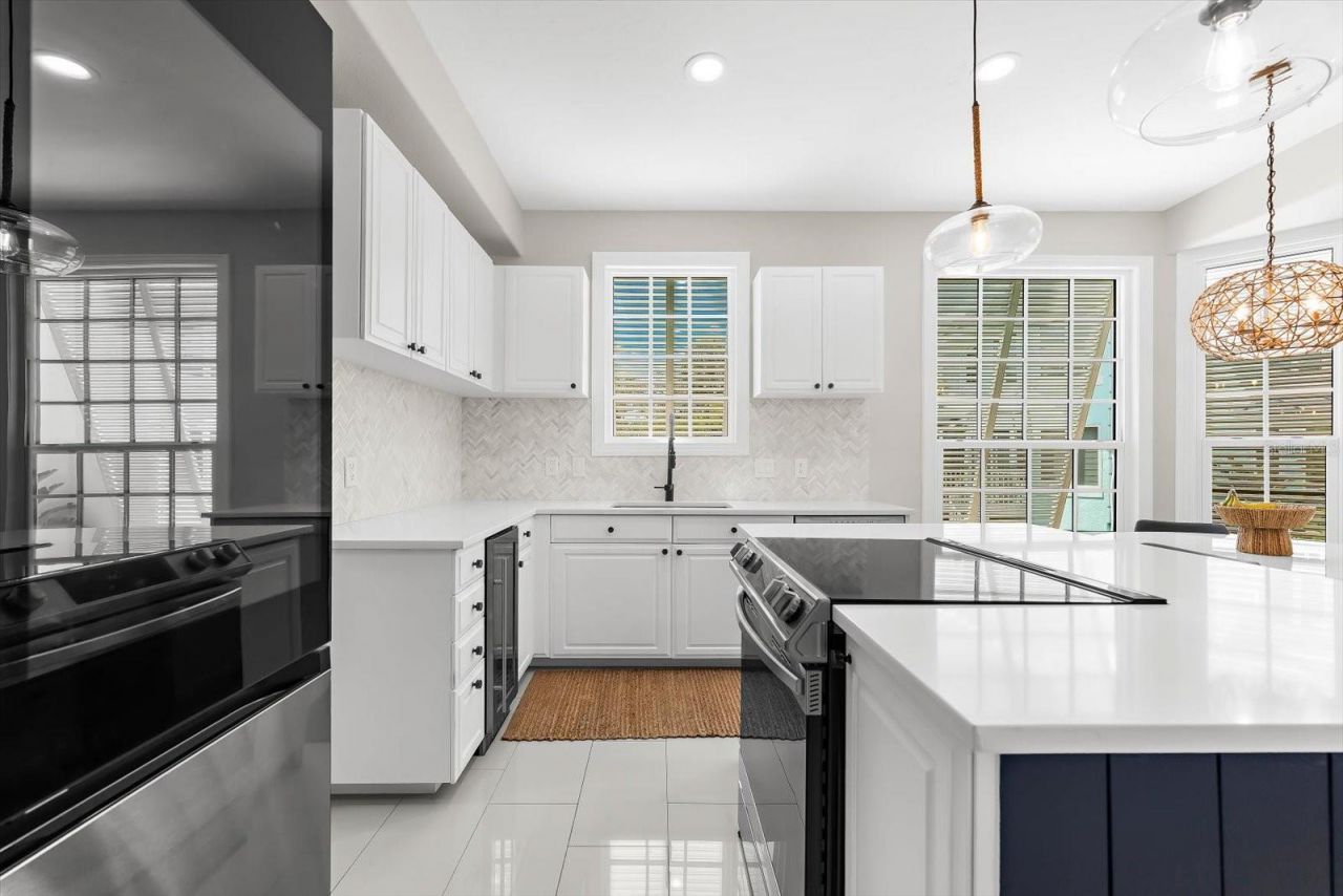 3941 Hamilton Club Circle, Unit 9, Sarasota, FL 34242 Photo