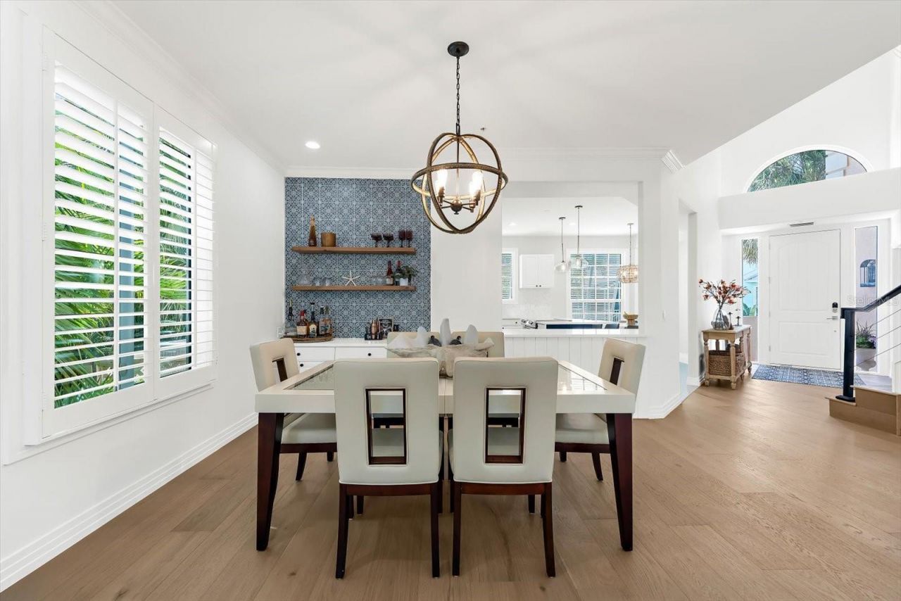 3941 Hamilton Club Circle, Unit 9, Sarasota, FL 34242 Photo