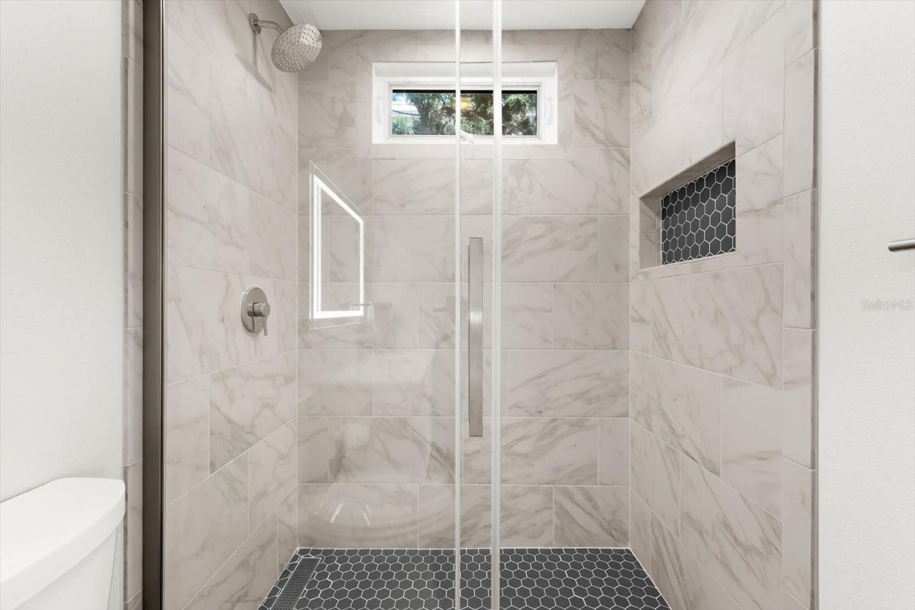 3941 Hamilton Club Circle, Unit 9, Sarasota, FL 34242 Photo