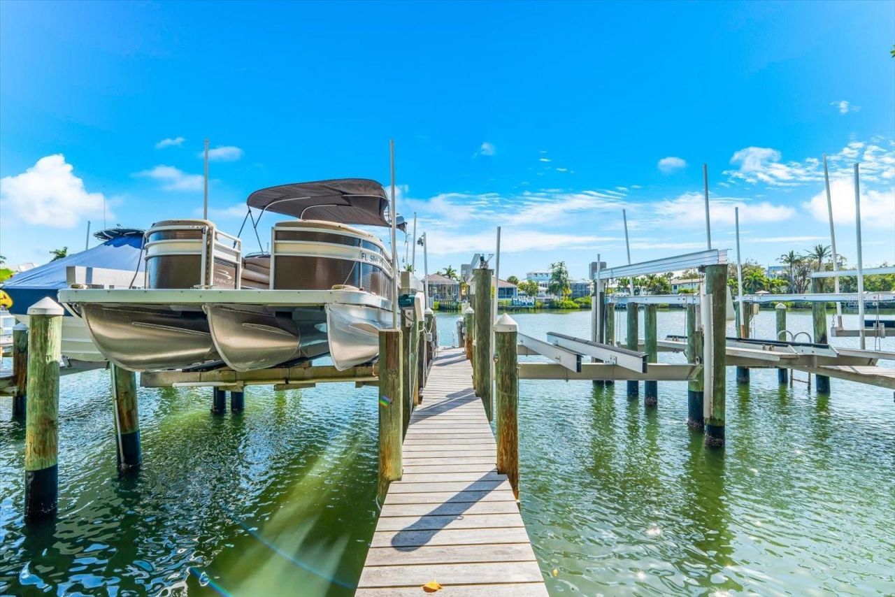 3941 Hamilton Club Circle, Unit 9, Sarasota, FL 34242 Photo