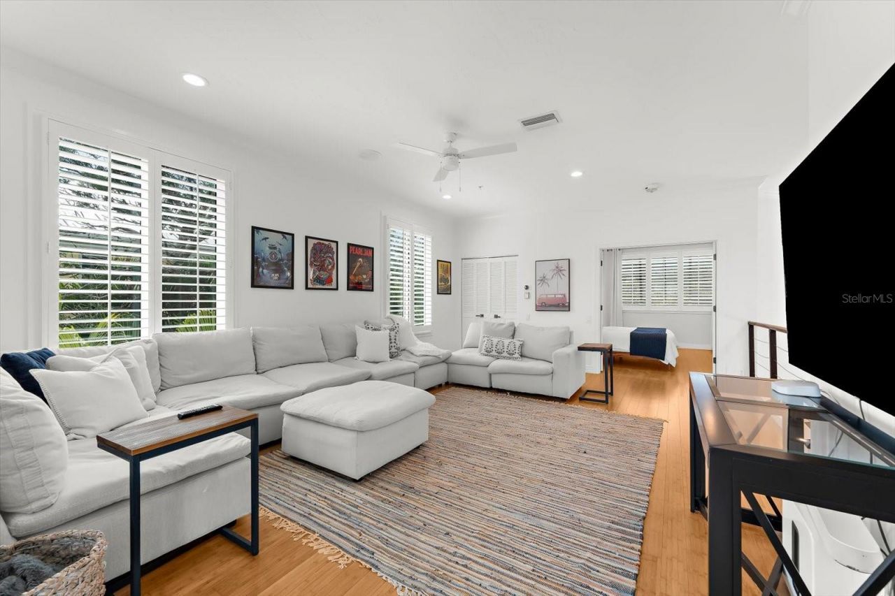 3941 Hamilton Club Circle, Unit 9, Sarasota, FL 34242 Photo