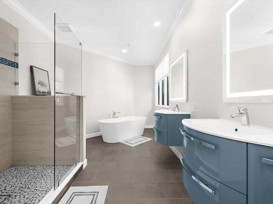 Property Image 60