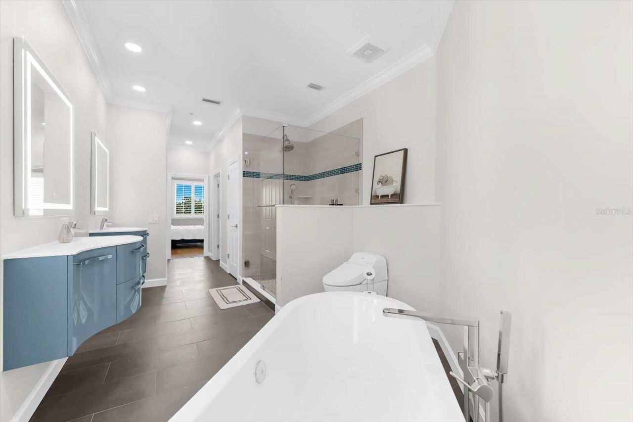 3941 Hamilton Club Circle, Unit 9, Sarasota, FL 34242 Photo