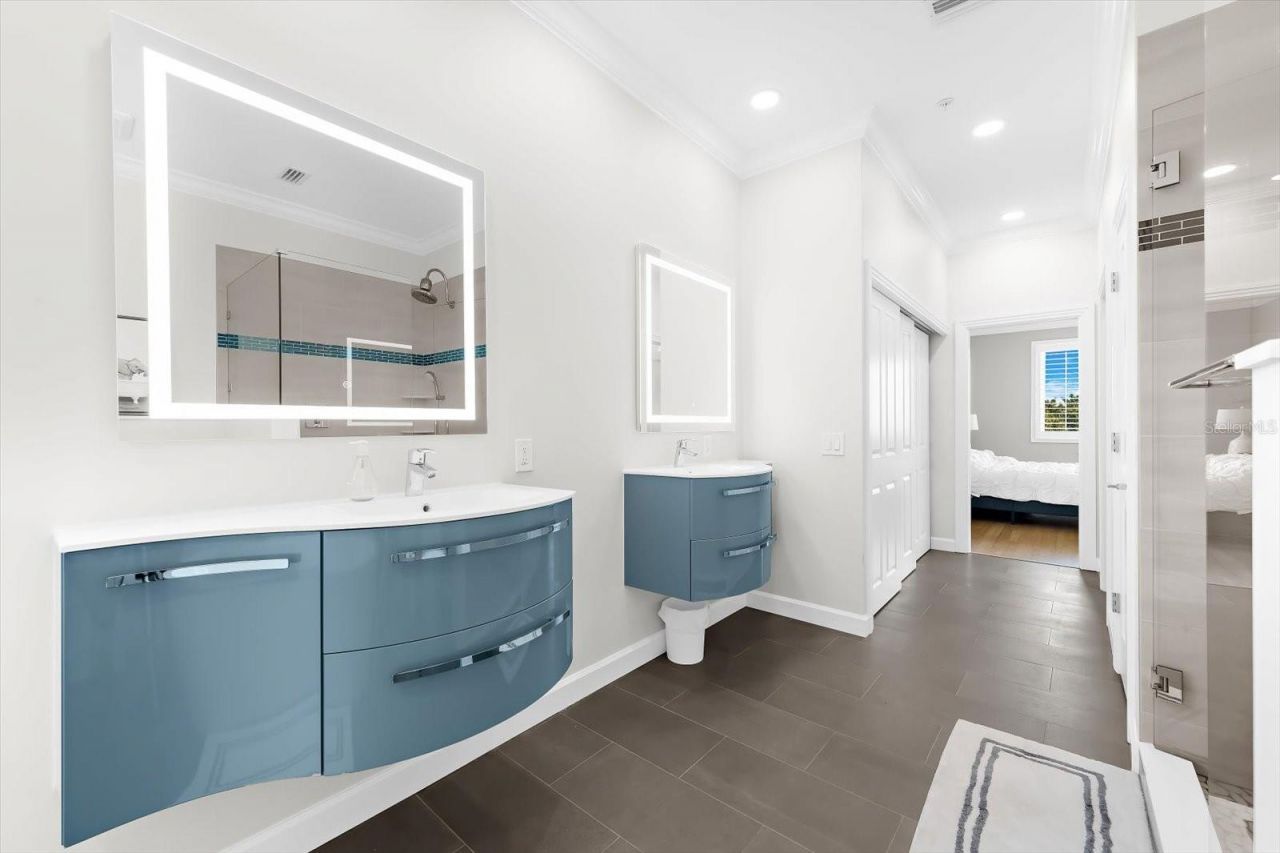 3941 Hamilton Club Circle, Unit 9, Sarasota, FL 34242 Photo