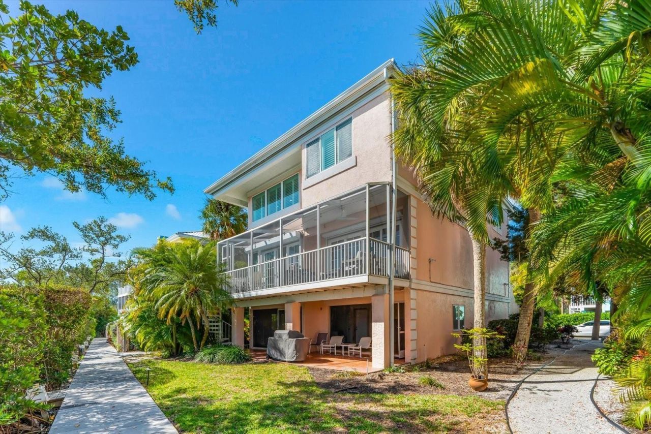 3941 Hamilton Club Circle, Unit 9, Sarasota, FL 34242 Photo