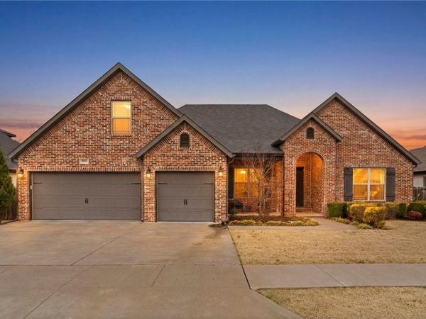 970 Clark Circle, Bentonville, AR 72713