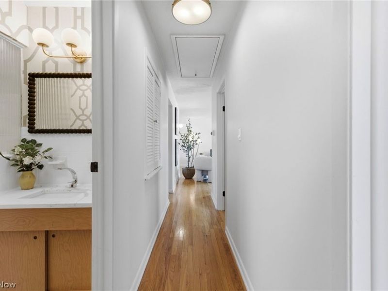 3740 W 214th Street, Fairview Park, OH 44126 Photo 25