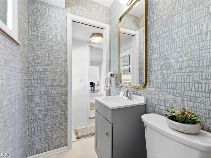 3740 W 214th Street, Fairview Park, OH 44126 Photo 29