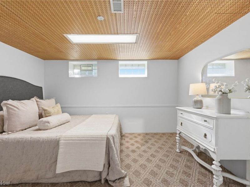 3740 W 214th Street, Fairview Park, OH 44126 Photo 33