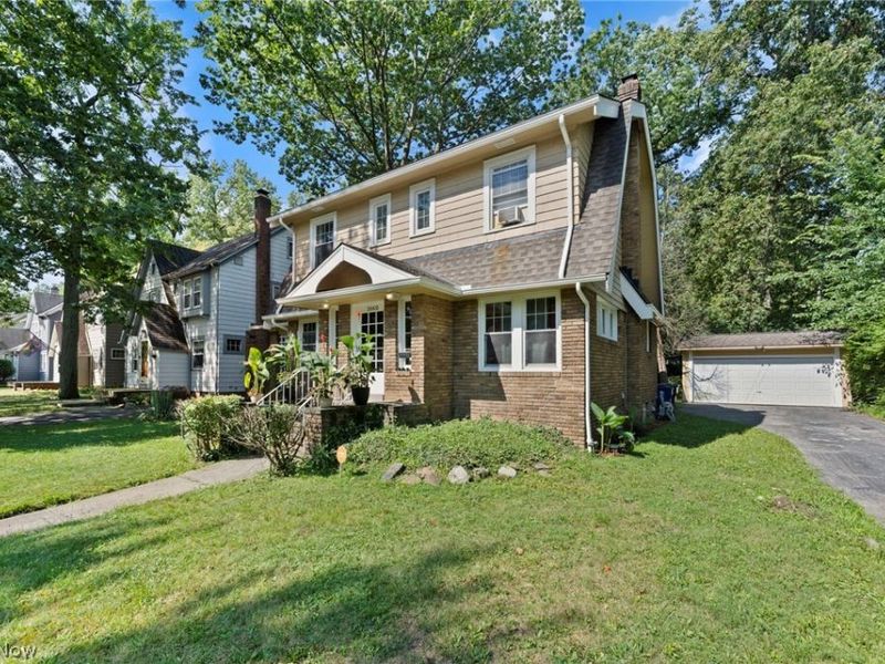 1660 Maple Road, Cleveland Heights, OH 44121 Photo 2