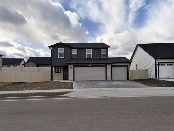 5746 S Zabo Rd, Spokane, WA 99224