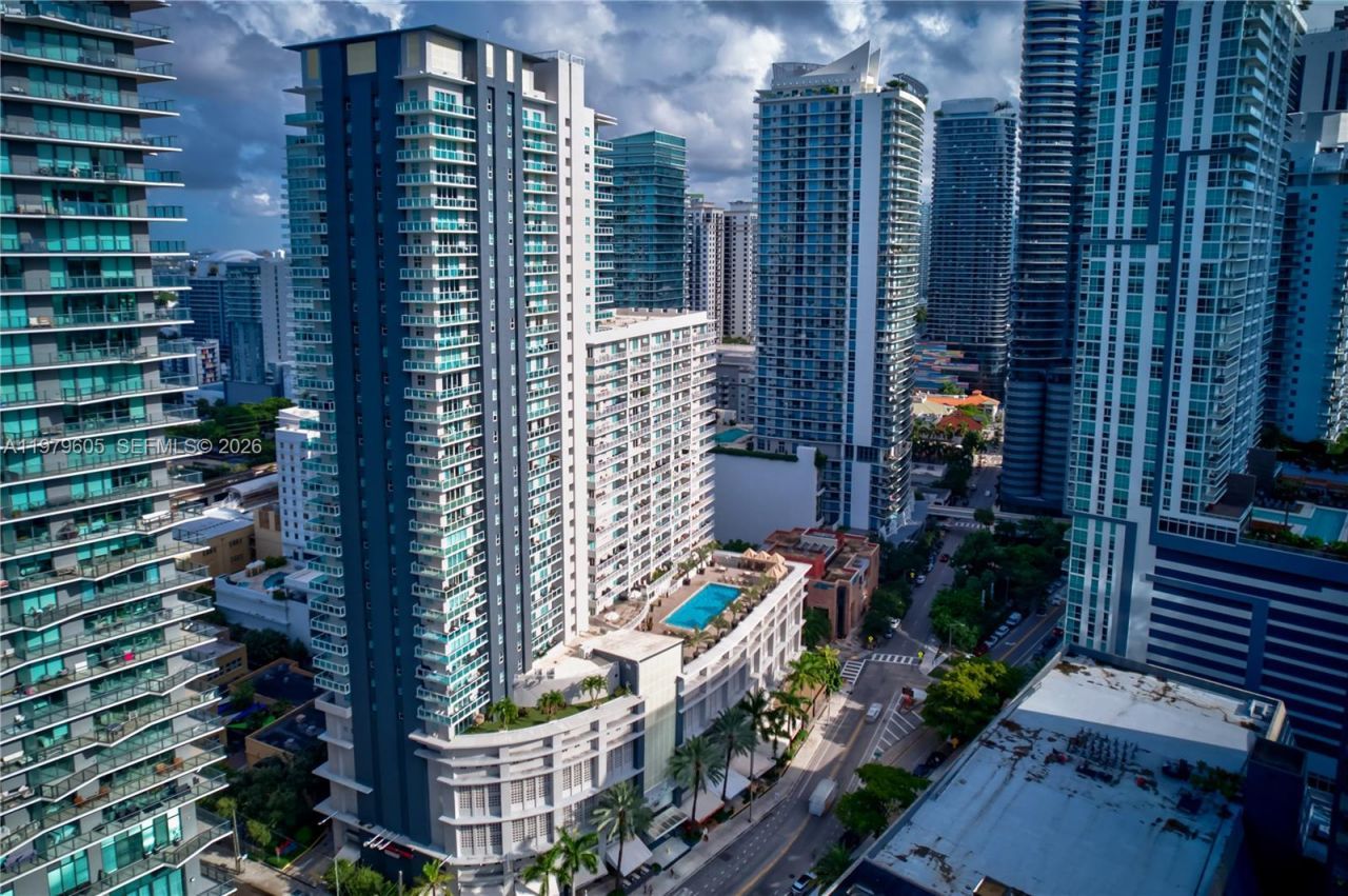 1250 S Miami Ave , Unit 2802, Miami, FL 33130 Photo