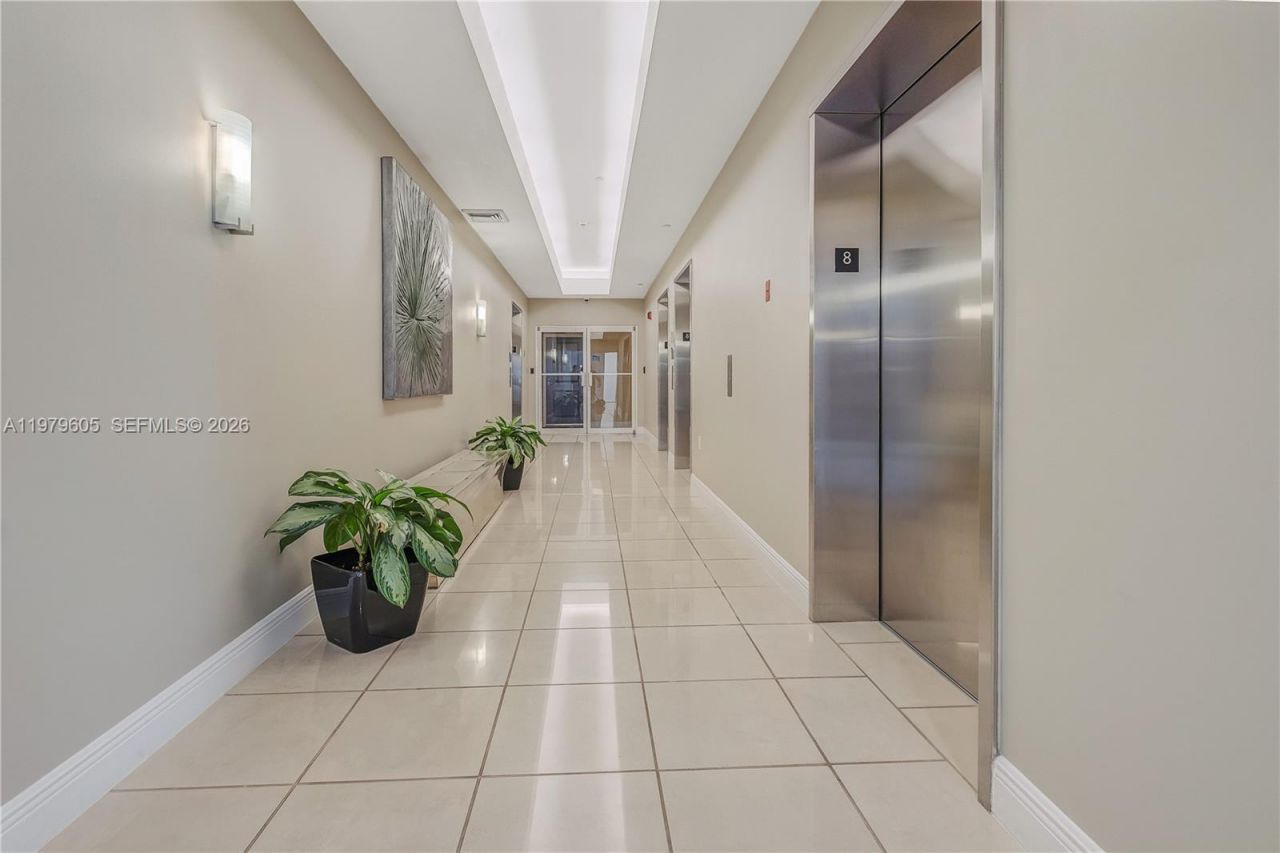 1250 S Miami Ave , Unit 2802, Miami, FL 33130 Photo