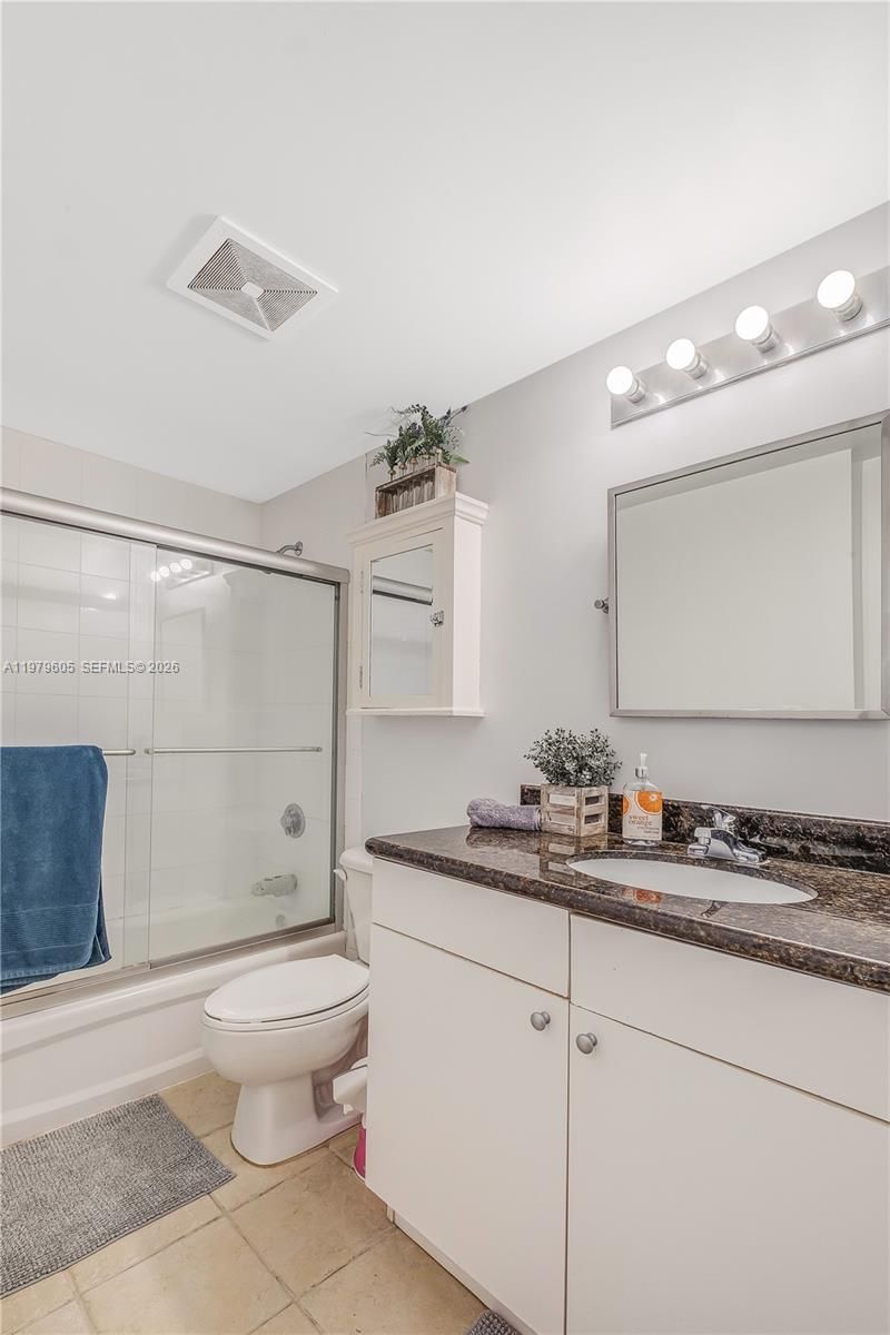 1250 S Miami Ave , Unit 2802, Miami, FL 33130 Photo