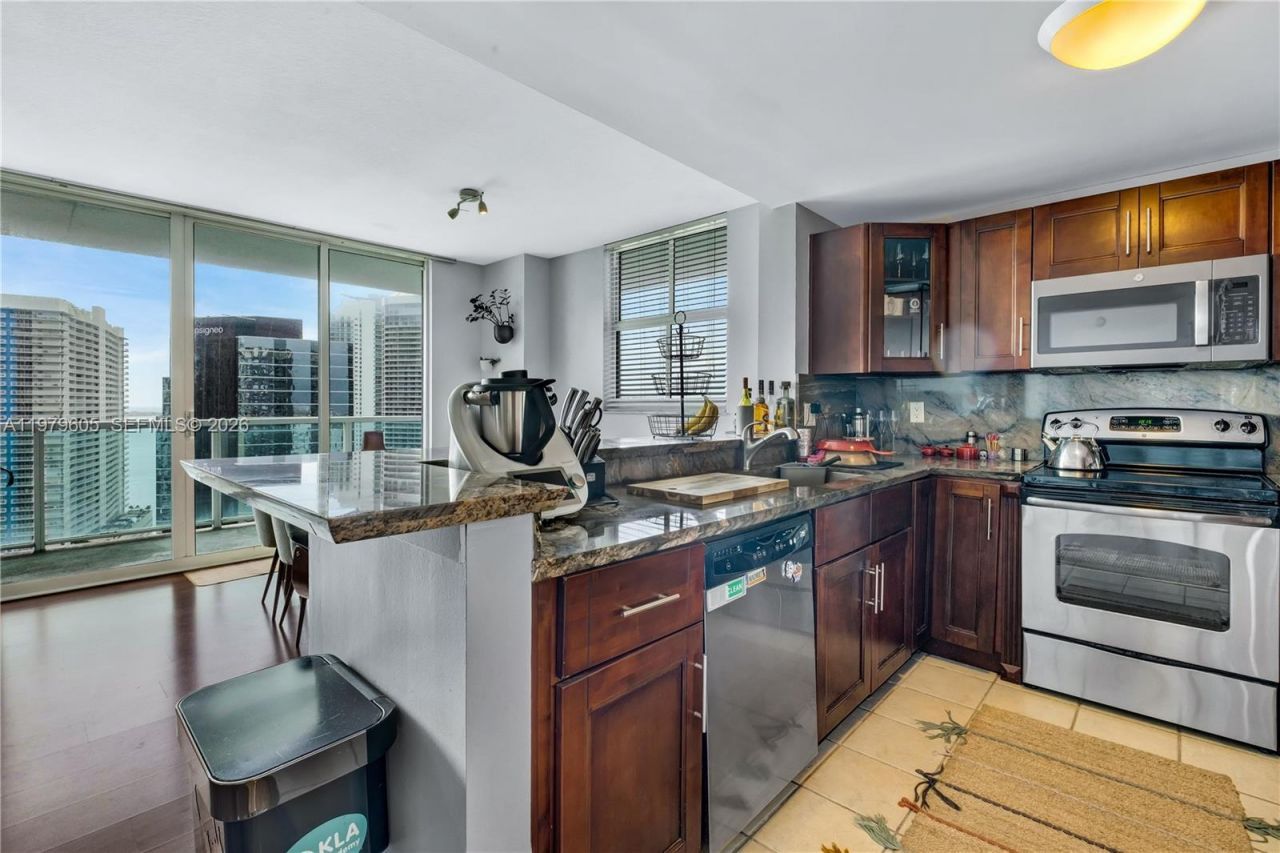 1250 S Miami Ave , Unit 2802, Miami, FL 33130 Photo