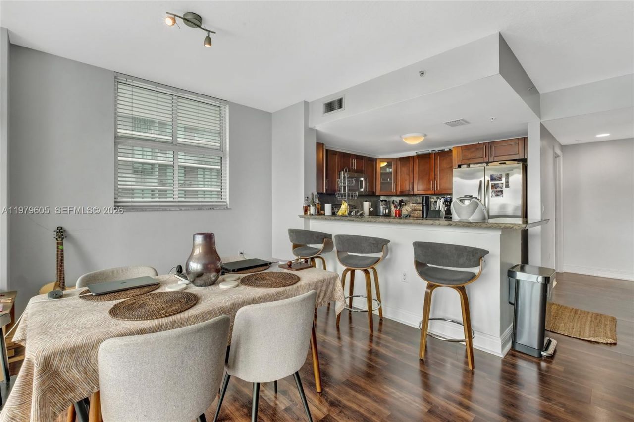 1250 S Miami Ave , Unit 2802, Miami, FL 33130 Photo