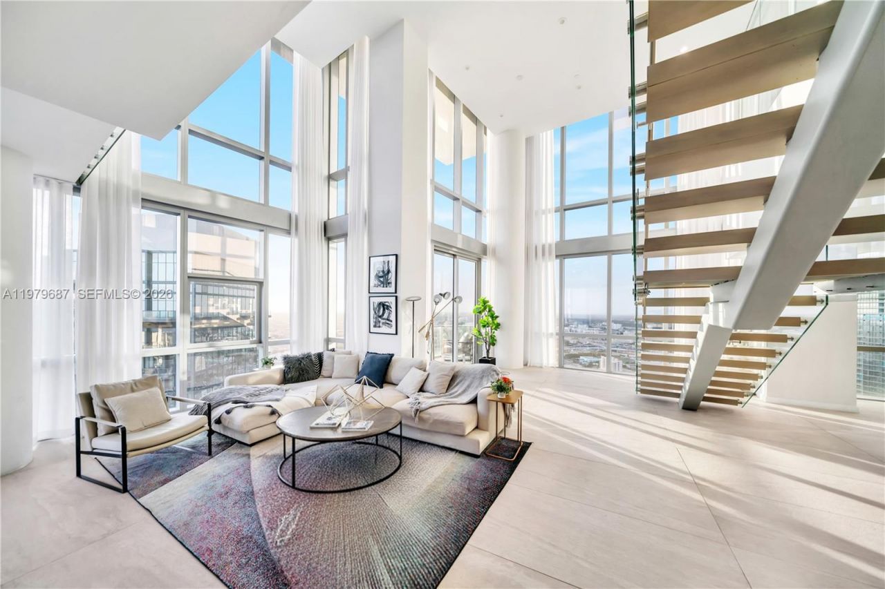 851 NE 1st Avenue, Unit Penthouse, Miami, FL 33132 Photo