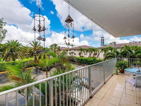 7403 SW 82nd St, Unit 212N, Miami, FL 33143