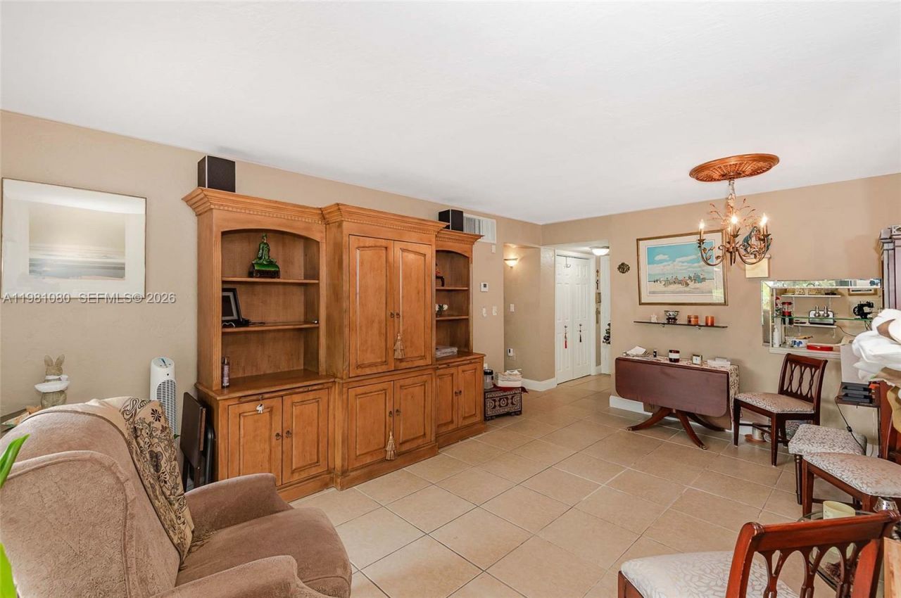 7403 SW 82nd St, Unit 212N, Miami, FL 33143 Photo