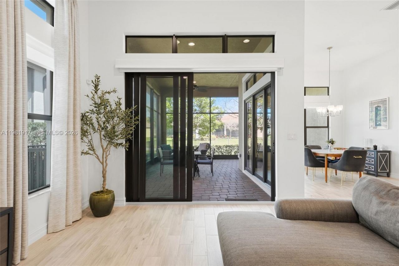 11927 N Leon Cir N , Parkland, FL 33076 Photo