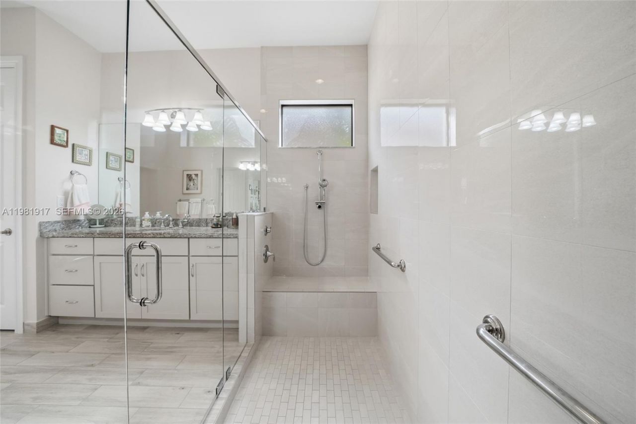 11927 N Leon Cir N , Parkland, FL 33076 Photo