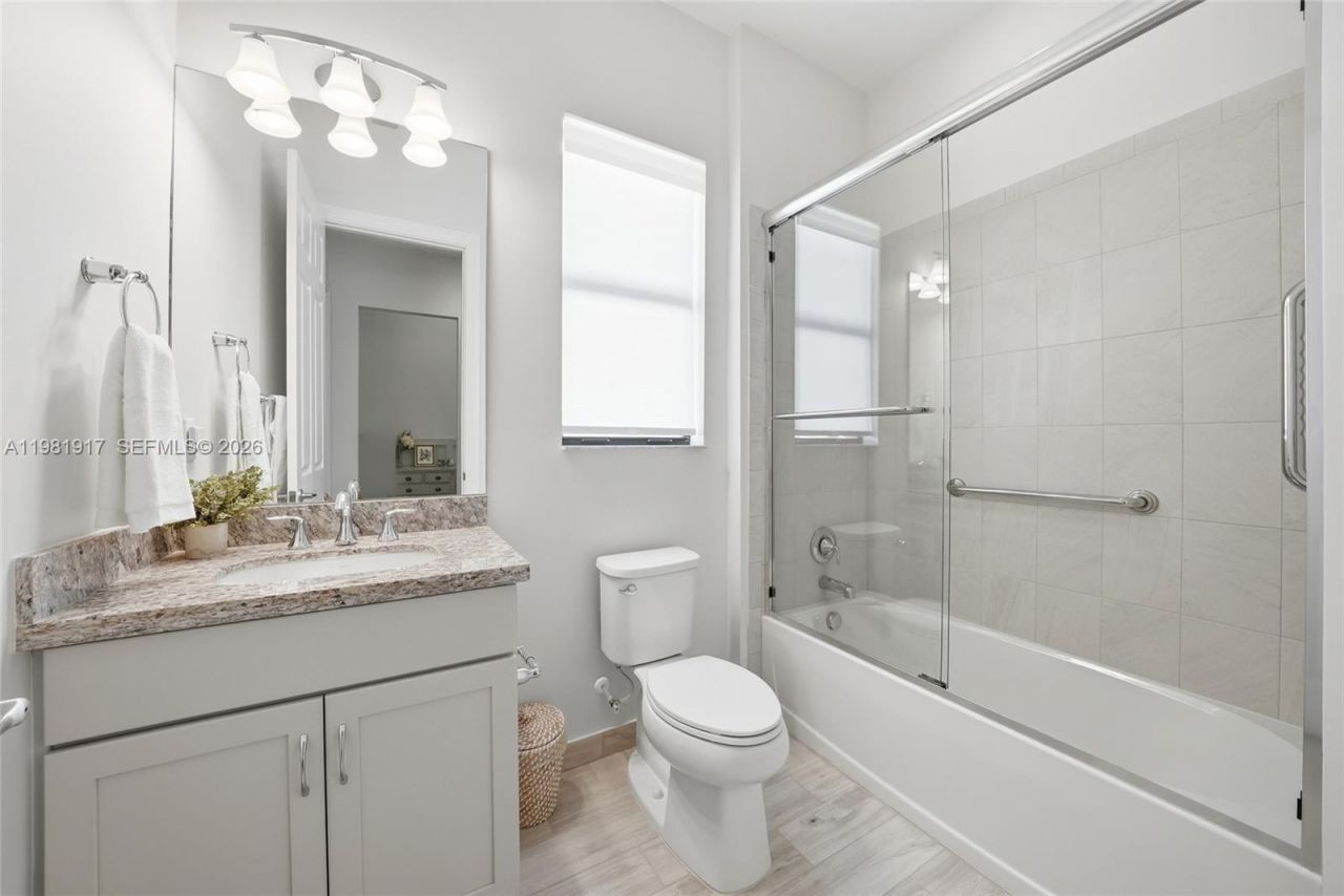 11927 N Leon Cir N , Parkland, FL 33076 Photo