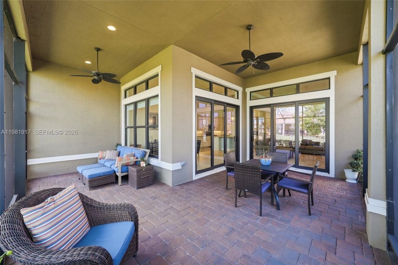 11927 N Leon Cir N , Parkland, FL 33076 Photo