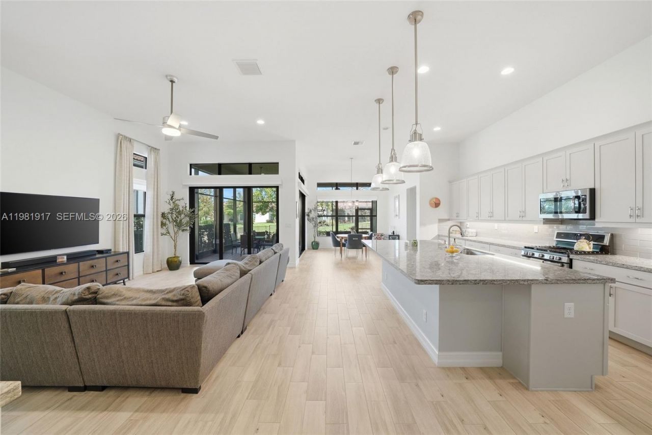 11927 N Leon Cir N , Parkland, FL 33076 Photo