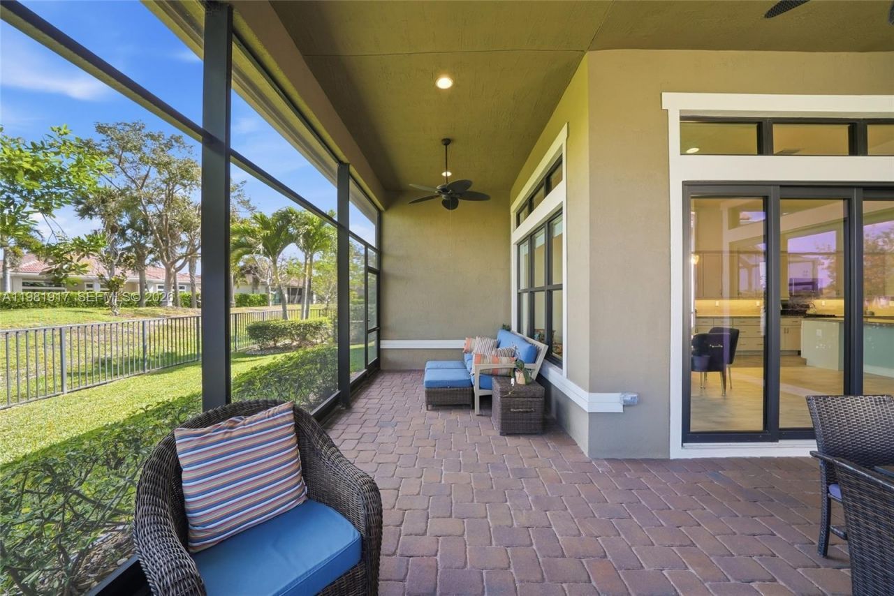 11927 N Leon Cir N , Parkland, FL 33076 Photo