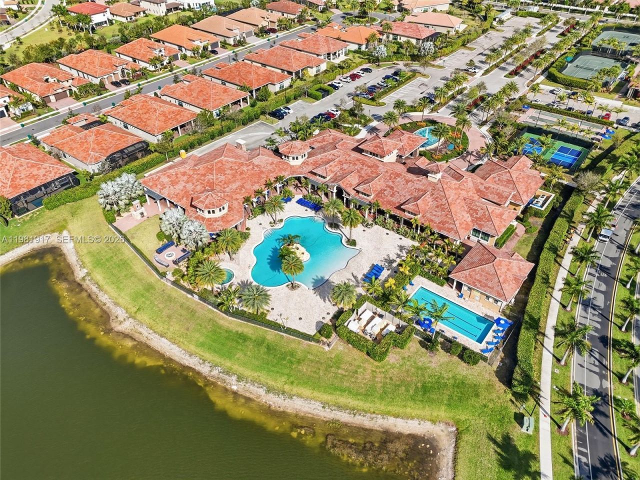 11927 N Leon Cir N , Parkland, FL 33076 Photo