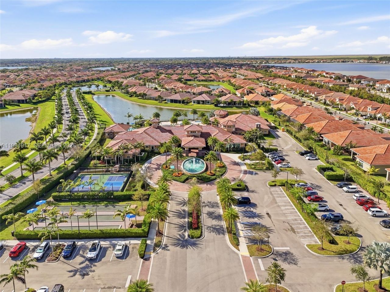 11927 N Leon Cir N , Parkland, FL 33076 Photo