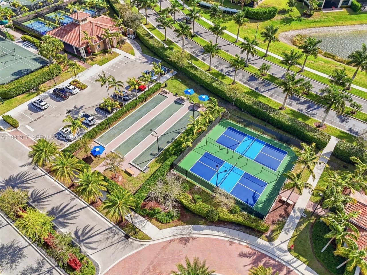 11927 N Leon Cir N , Parkland, FL 33076 Photo