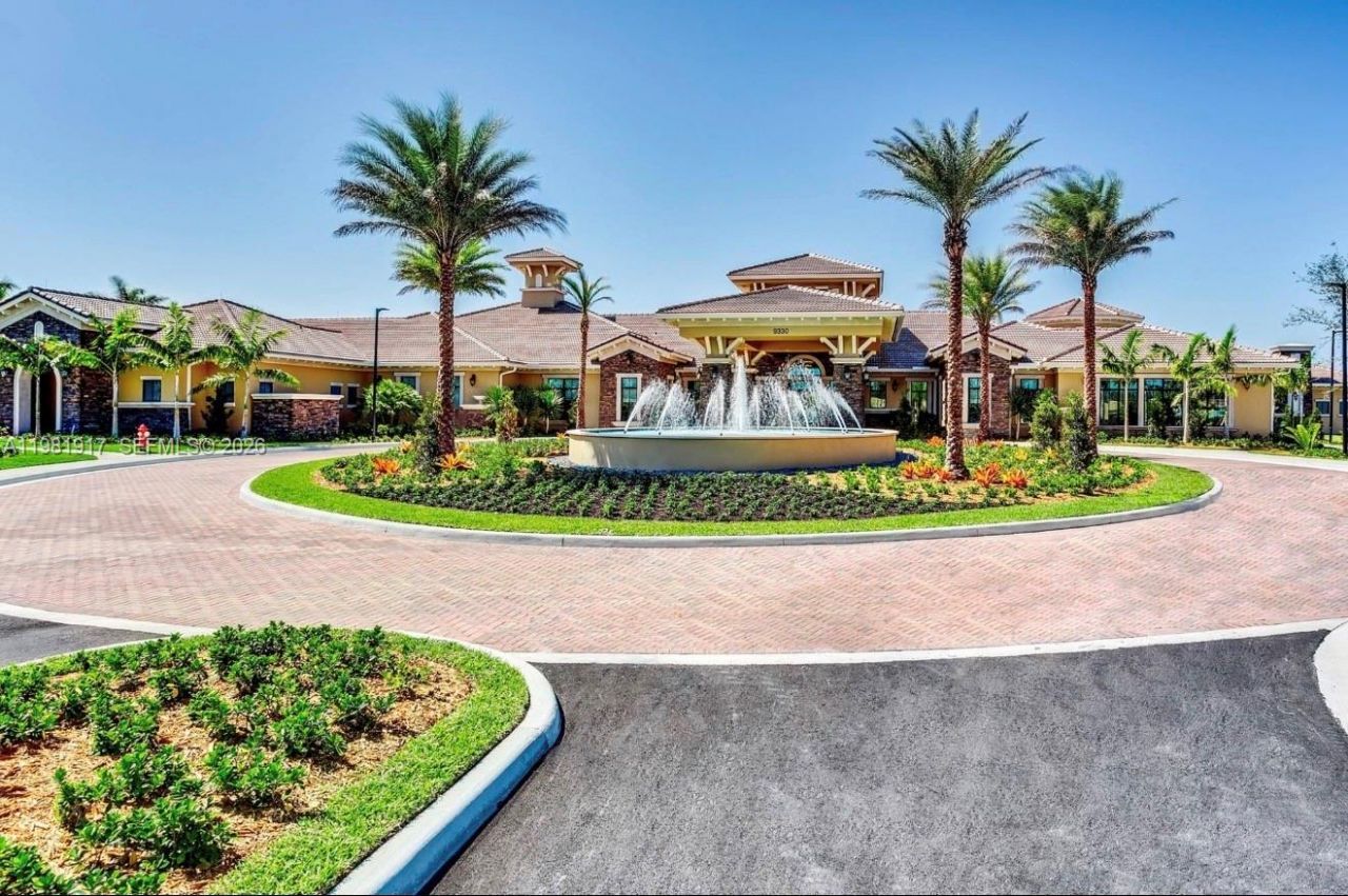 11927 N Leon Cir N , Parkland, FL 33076 Photo