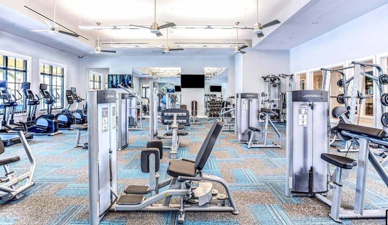 11927 N Leon Cir N , Parkland, FL 33076 Photo