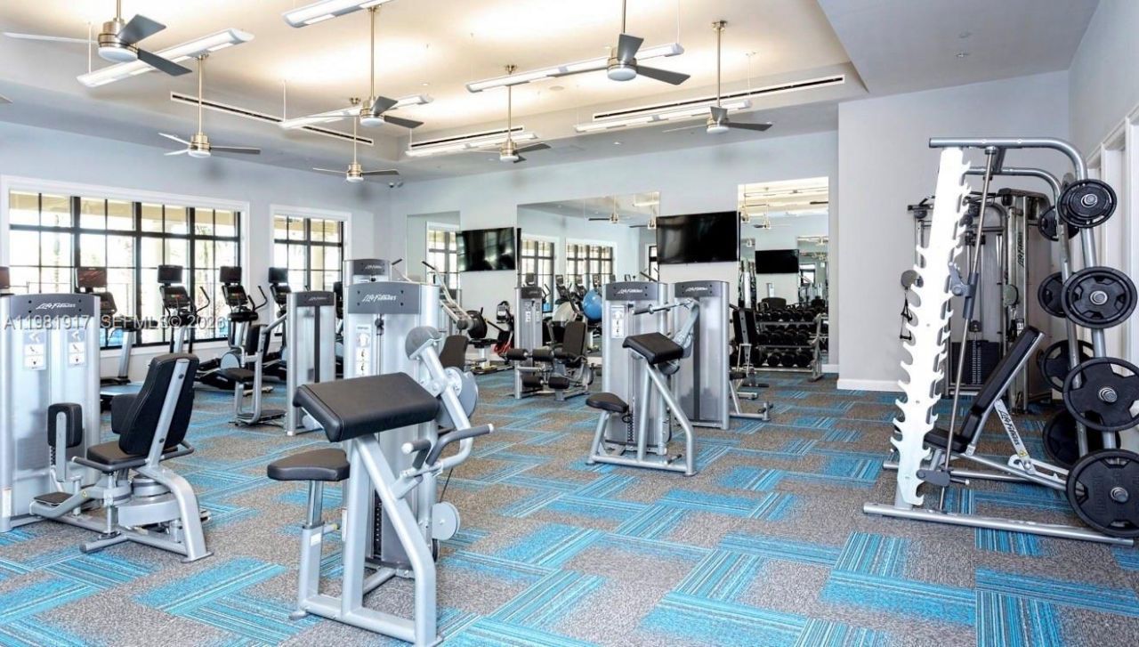 11927 N Leon Cir N , Parkland, FL 33076 Photo