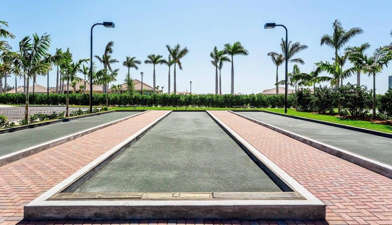 11927 N Leon Cir N , Parkland, FL 33076 Photo