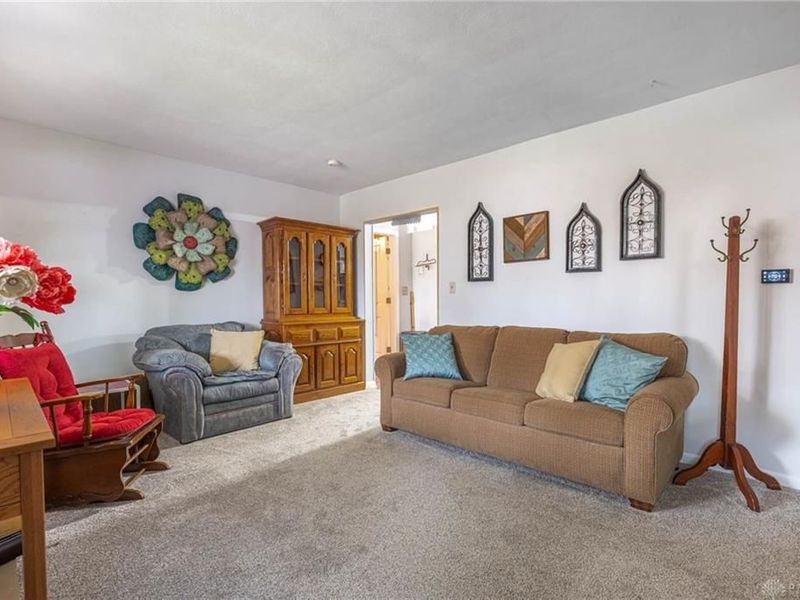 1808 Burnside Drive, Miamisburg, OH 45342 Photo 4