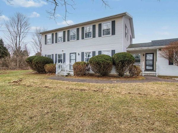 220 South Street, South Hero, VT 05486