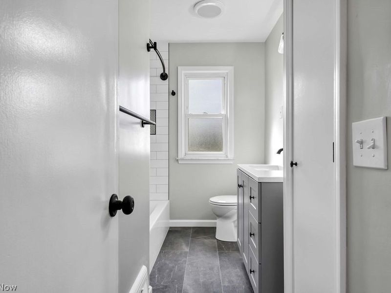 5012 S Barton Road, Lyndhurst, OH 44124 Photo 19