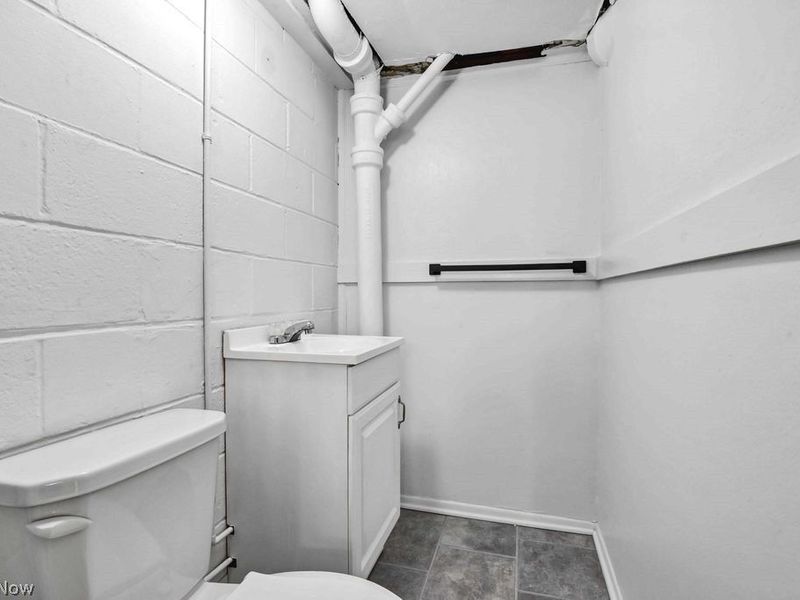 5012 S Barton Road, Lyndhurst, OH 44124 Photo 26