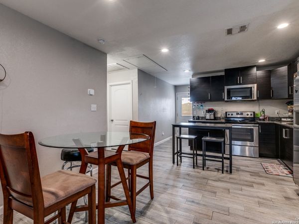 5323 War Cloud Dr, San Antonio, TX 78242