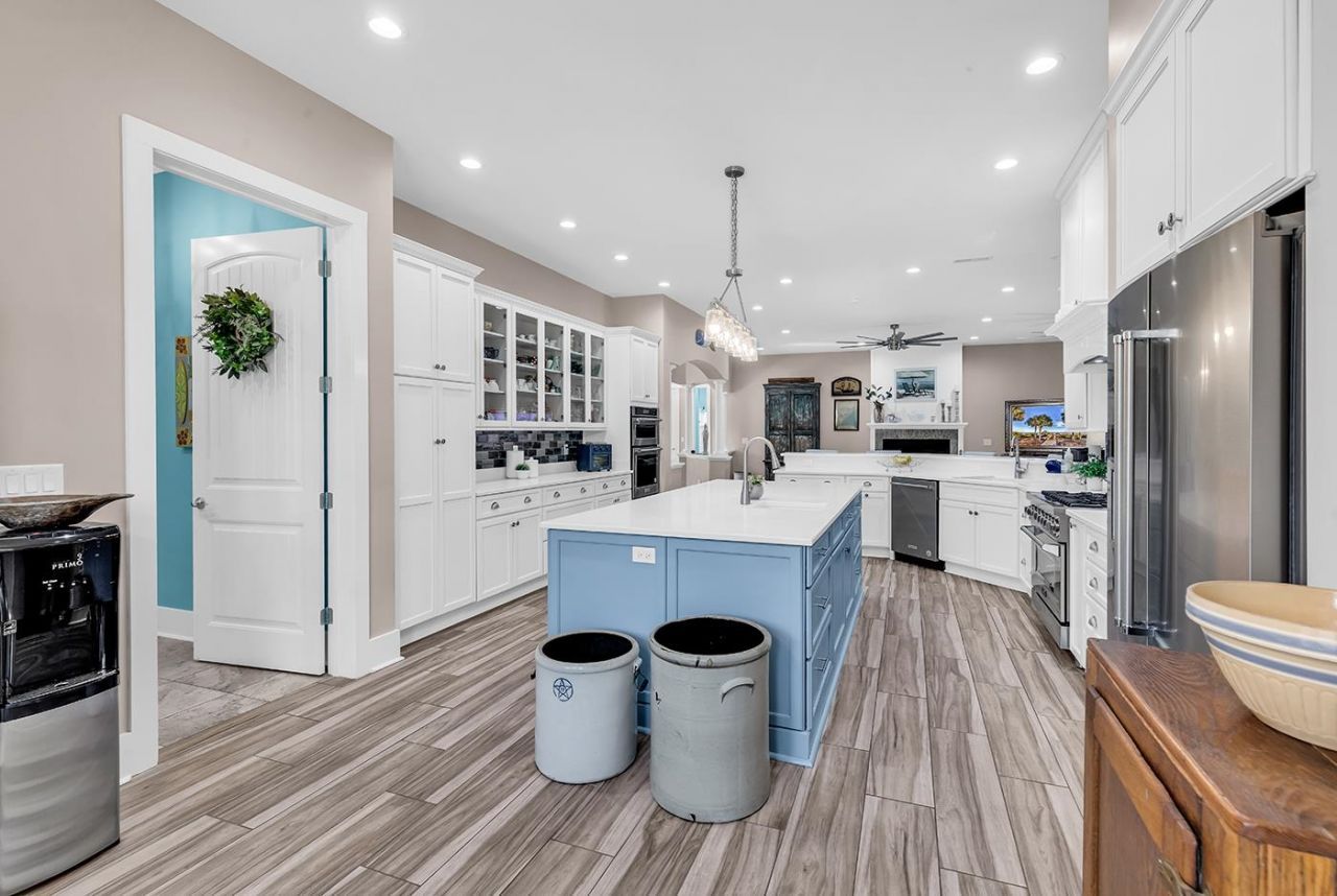 959 Henry James Dr. Photo 16