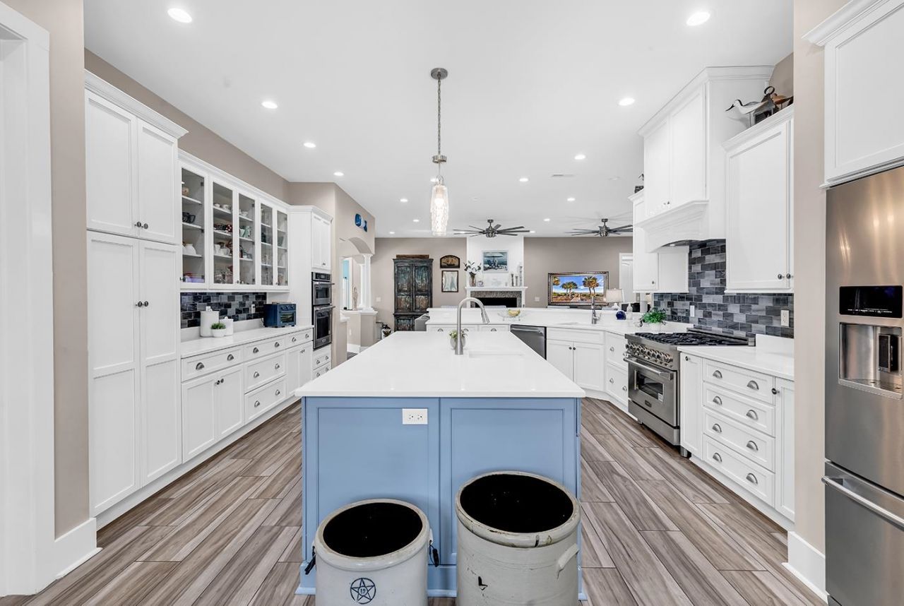 959 Henry James Dr. Photo 17