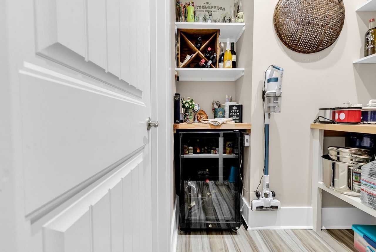 959 Henry James Dr. Photo 20