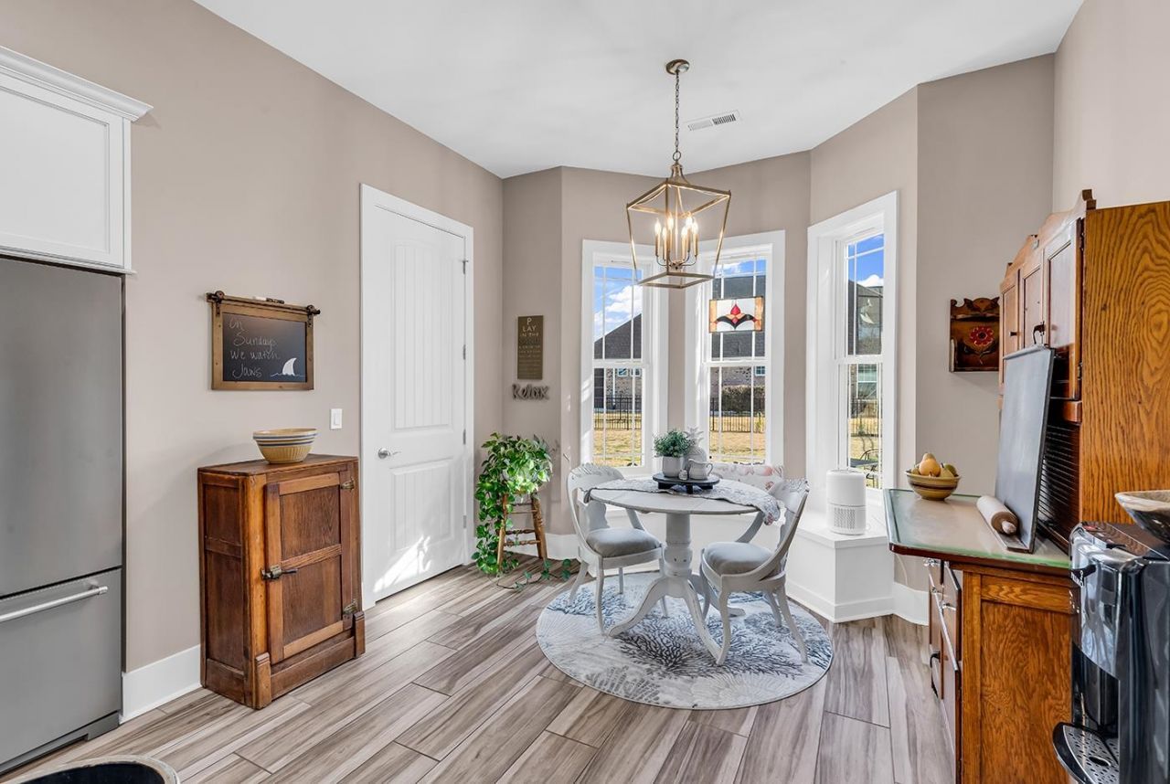 959 Henry James Dr. Photo 22