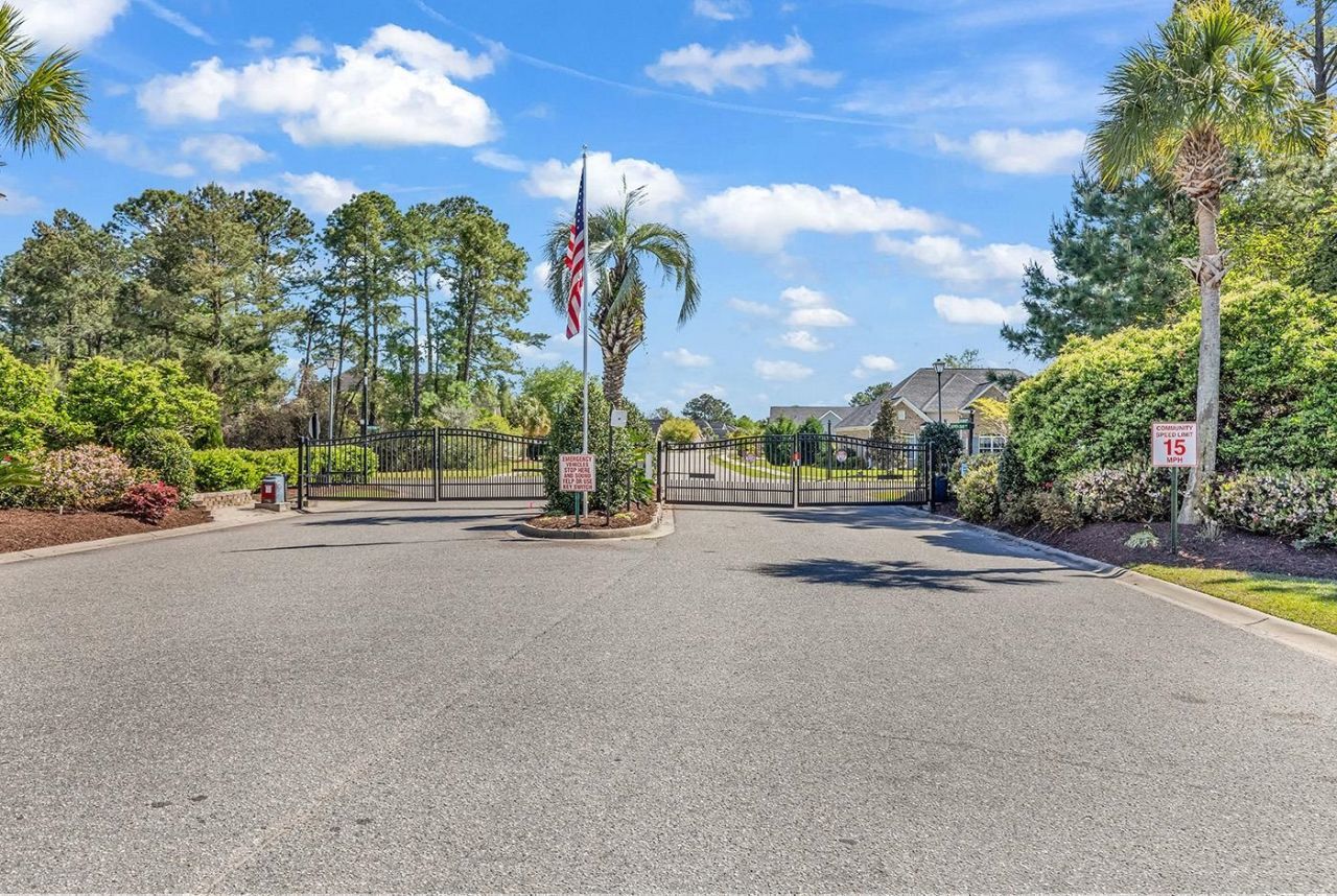 959 Henry James Dr. Photo 69