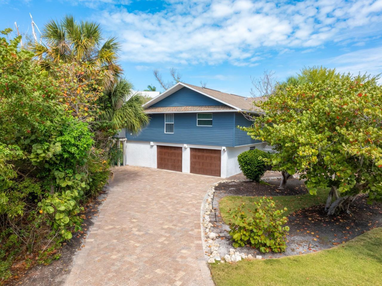 1813 Long Point Ln, Sanibel, FL 33957 Photo