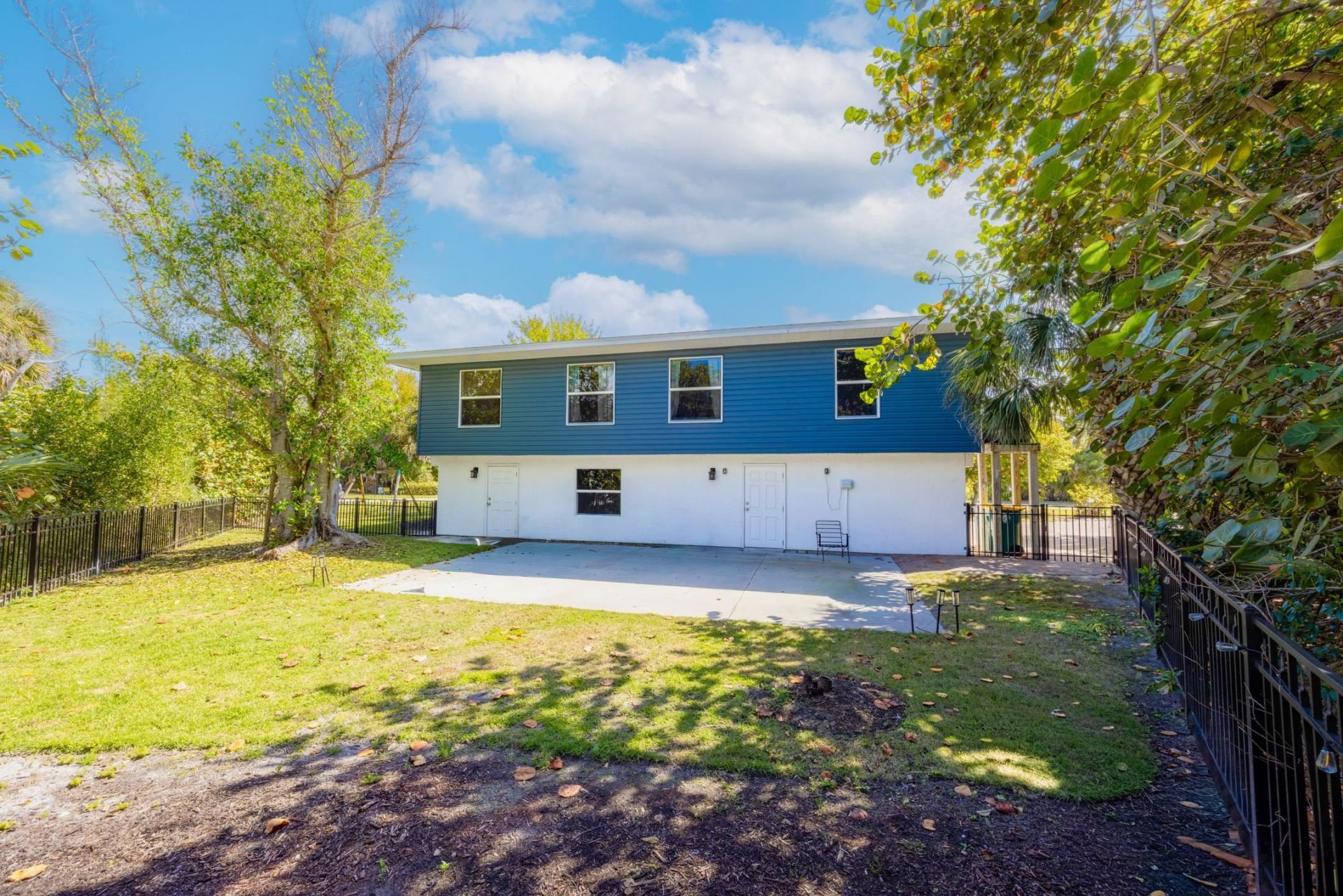 1813 Long Point Ln, Sanibel, FL 33957 Photo